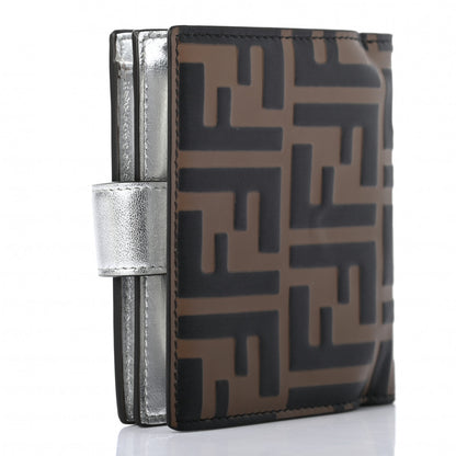 Fendi Vitello Soft Catalan Mirror F is Fendi Bi-Color FF 1974 Embossed Compact Wallet Maya Black Argento 3 of 7