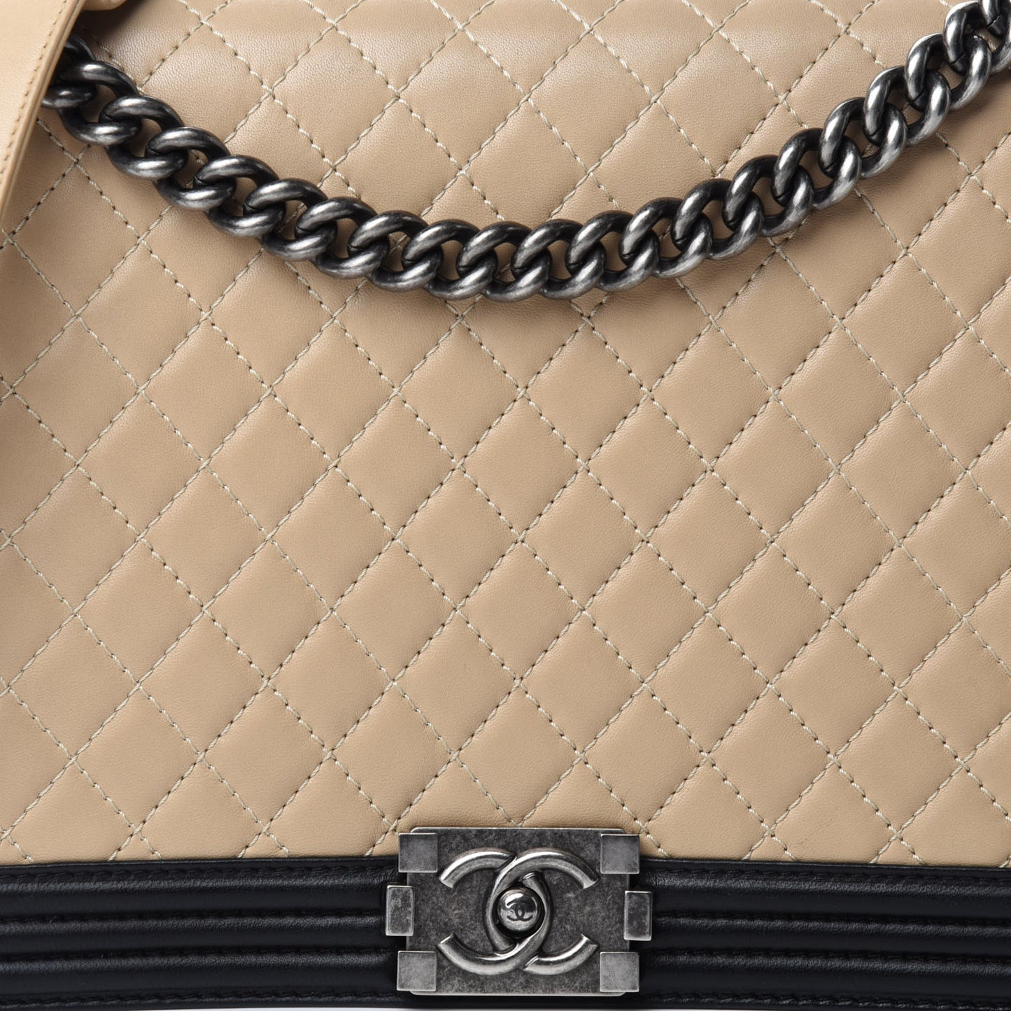 Lambskin Quilted Large Boy Flap Beige Black