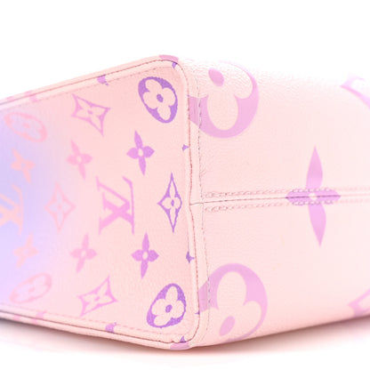 Louis Vuitton Monogram Giant Spring In The City Onthego PM Sunrise Pastel 8 of 10