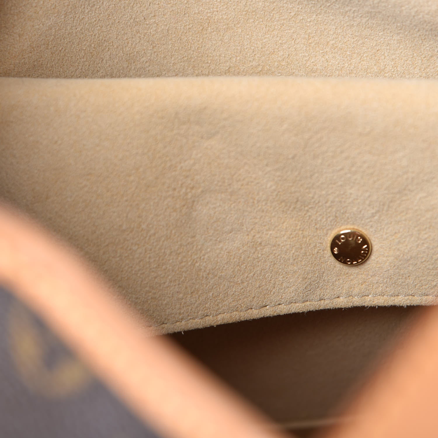 Louis Vuitton Monogram Galliera PM 12 of 14