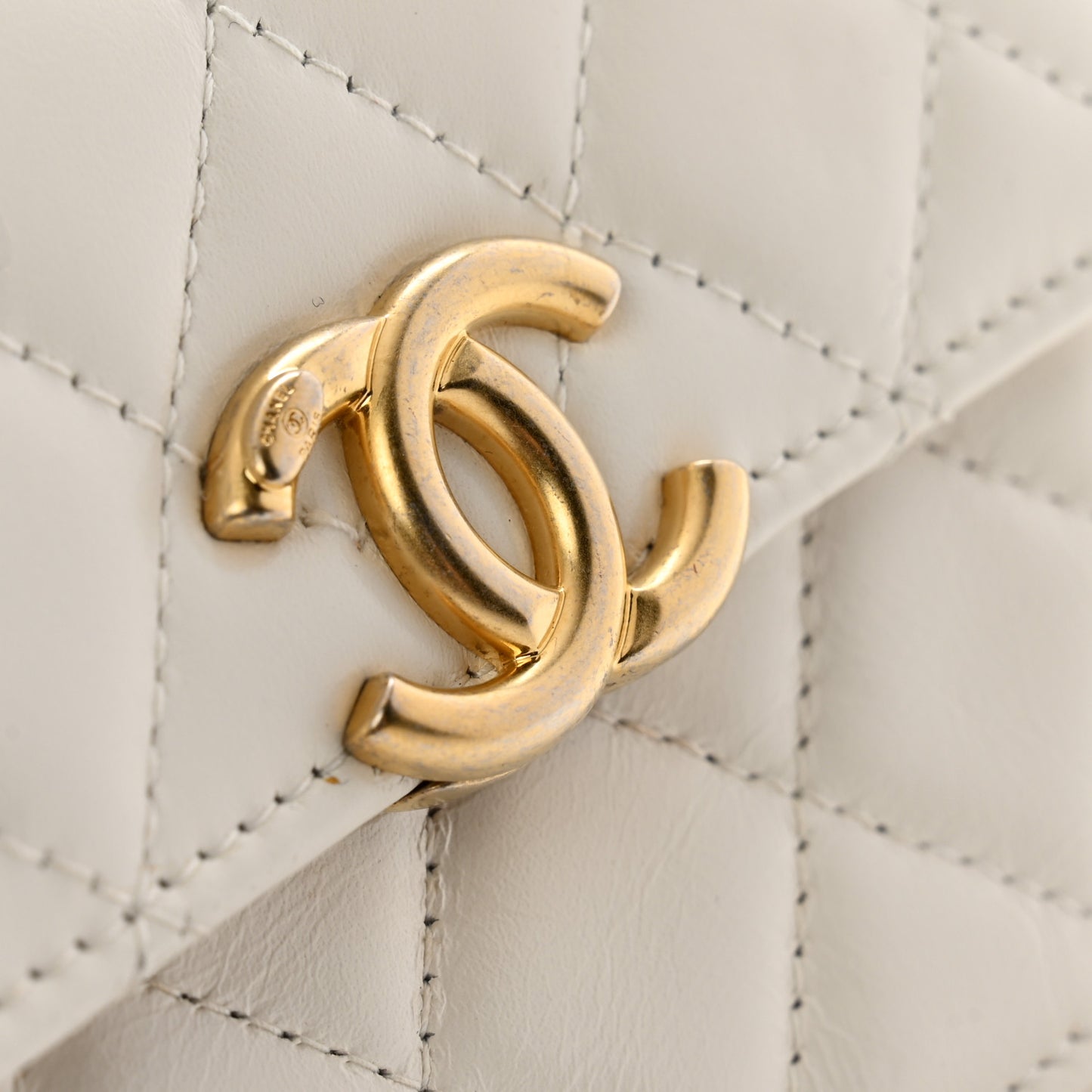 Calfskin Quilted Perfect Fit Coin Purse With Chain White