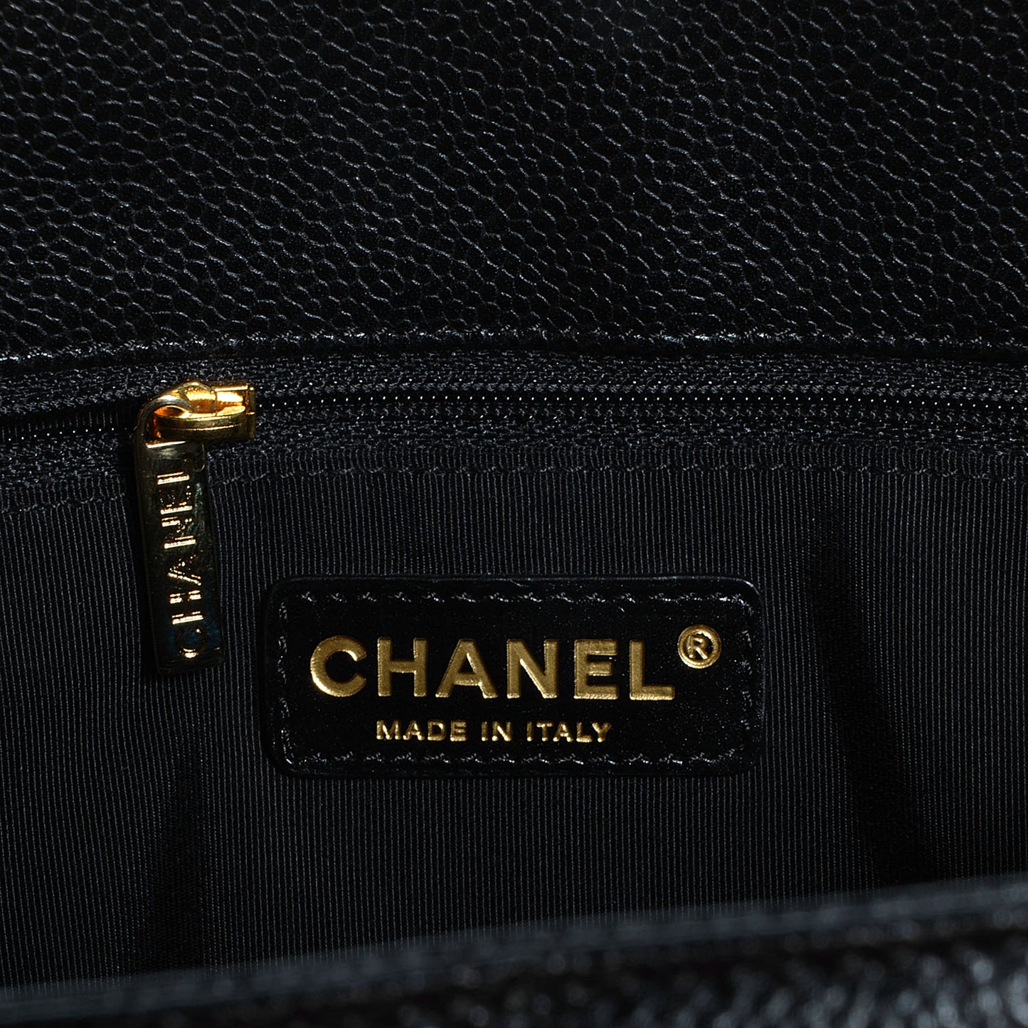 Caviar Grand Shopping Tote GST Black