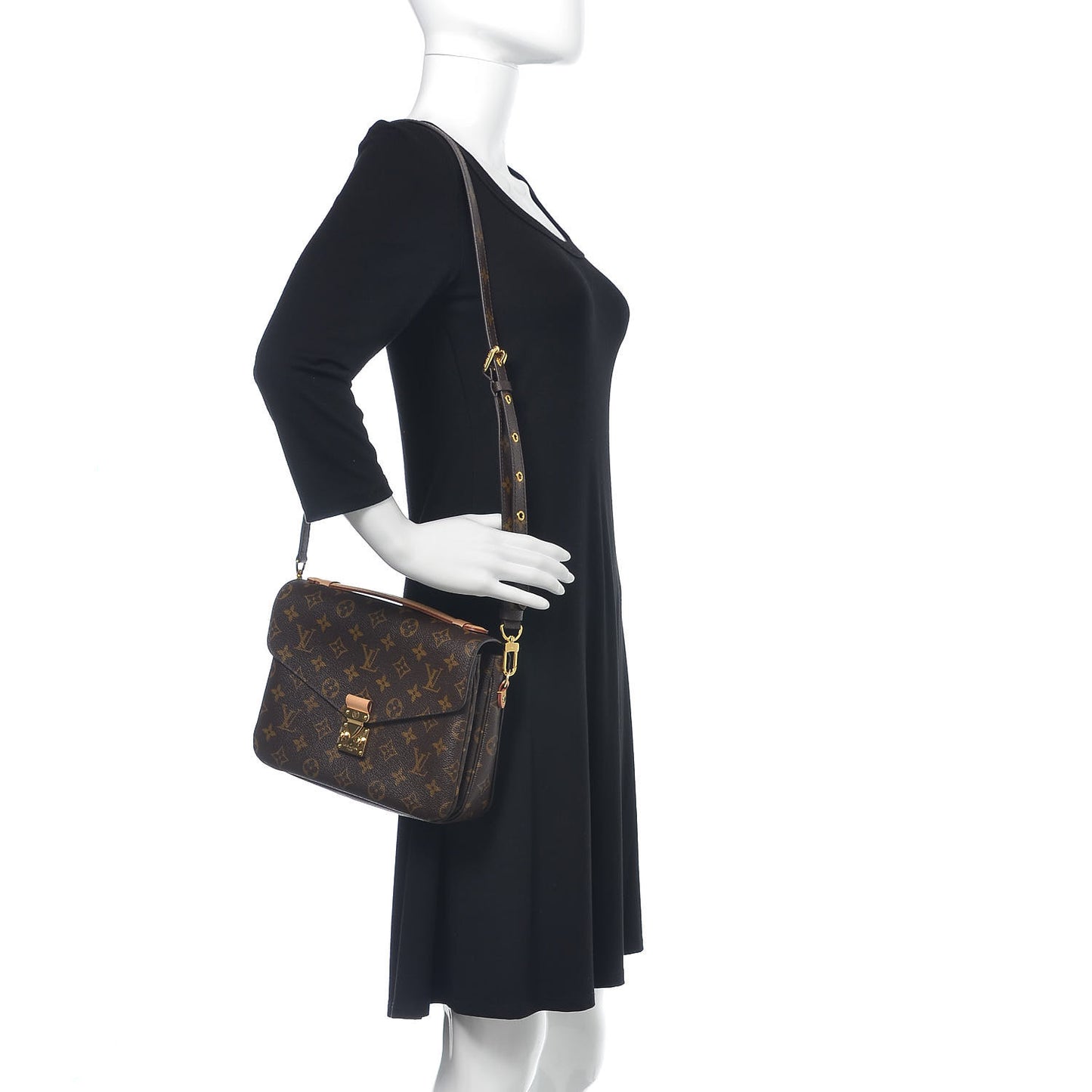 Monogram Pochette Metis