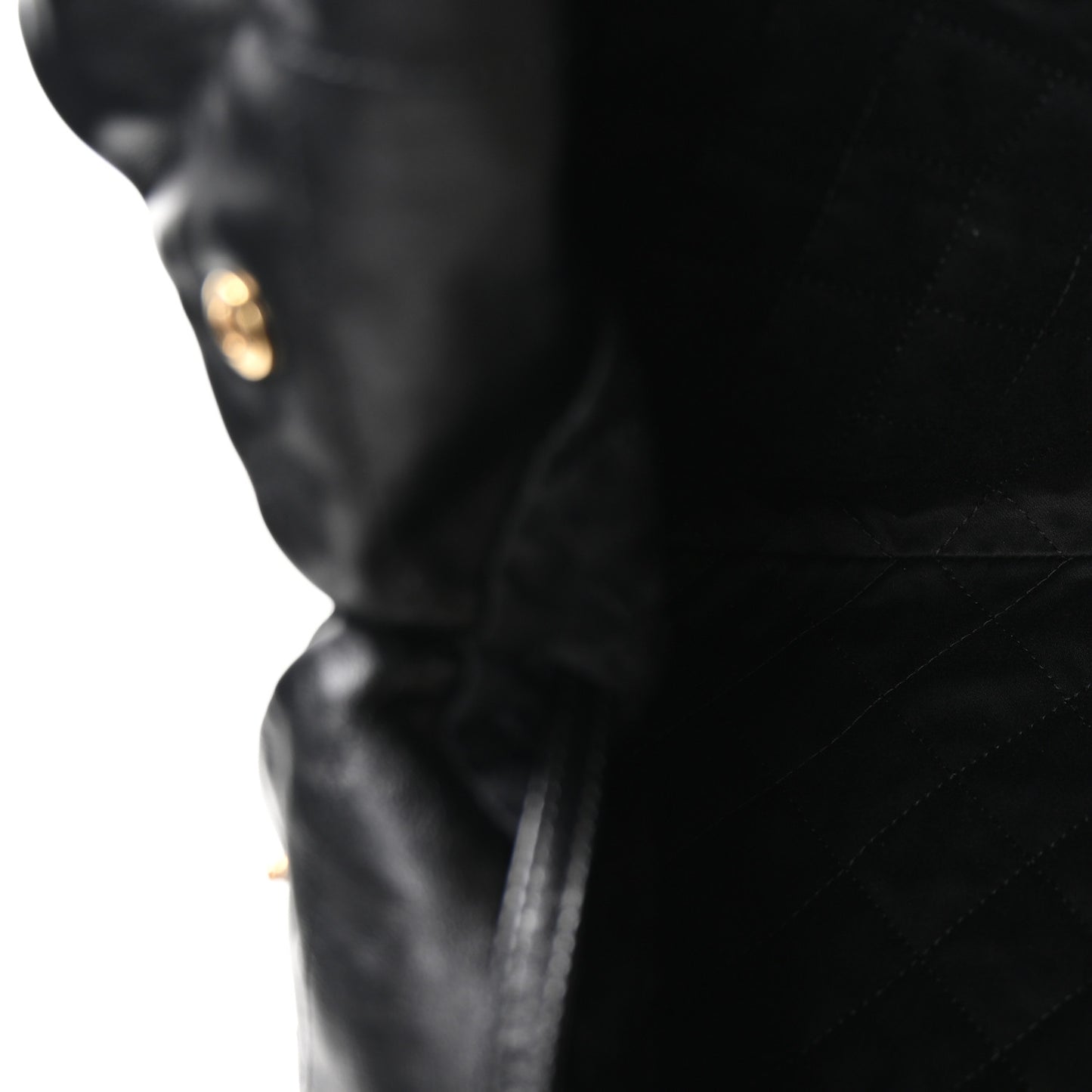 Shiny Calfskin Quilted Chanel 22 Black