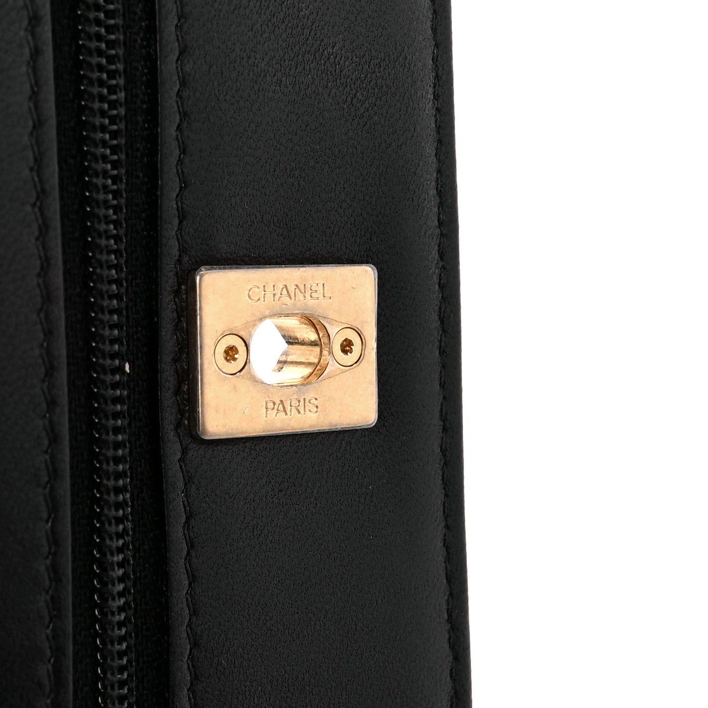 Lambskin Quilted CC Pearl Crush Wallet on Chain WOC Black