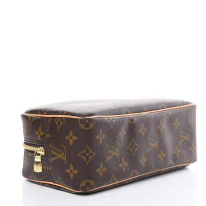 Louis Vuitton Monogram Toiletry Bag 25 4 of 8
