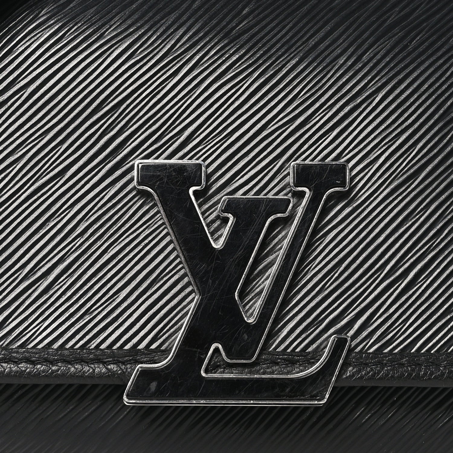 Louis Vuitton Epi Buci Crossbody Black 7 of 9