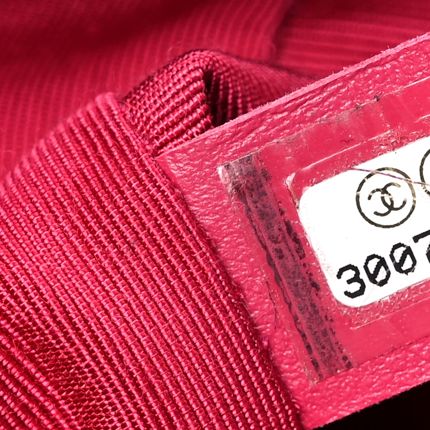 Caviar Quilted Medium Fashion Therapy Flap Bag Black