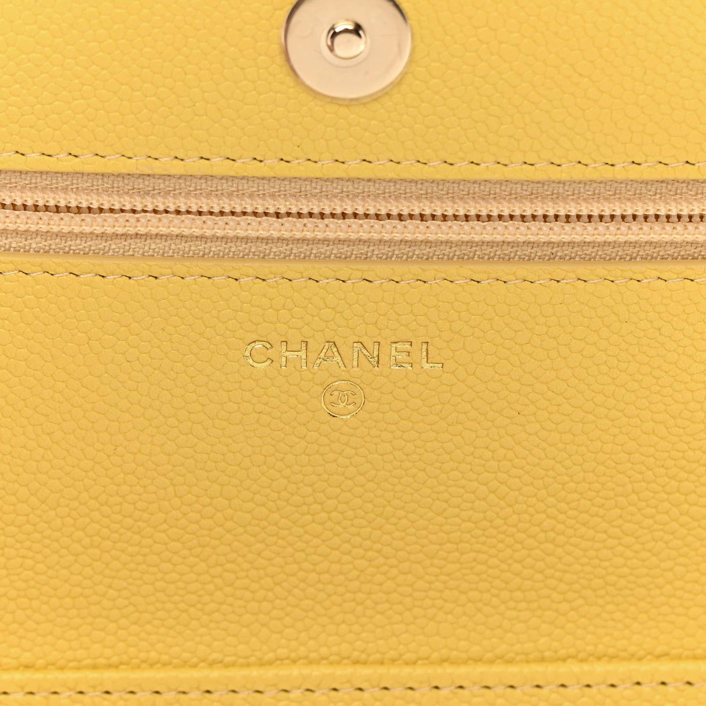 Caviar Quilted Tiny CC Wallet On Chain WOC Yellow