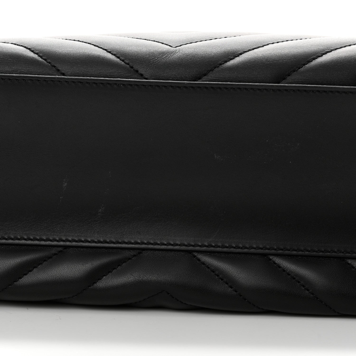 Saint Laurent Smooth Calfskin Matelasse Chevron Large Monogram Shopping Bag Black 14 of 16