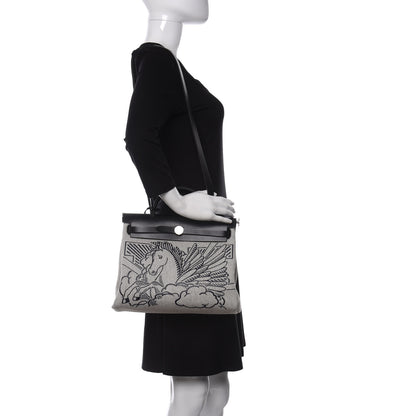 Hermes Vache Hunter Toile H Pegase Pop Herbag Zip Retourne 31 PM Bleu Indigo Ecru Black 2 of 8