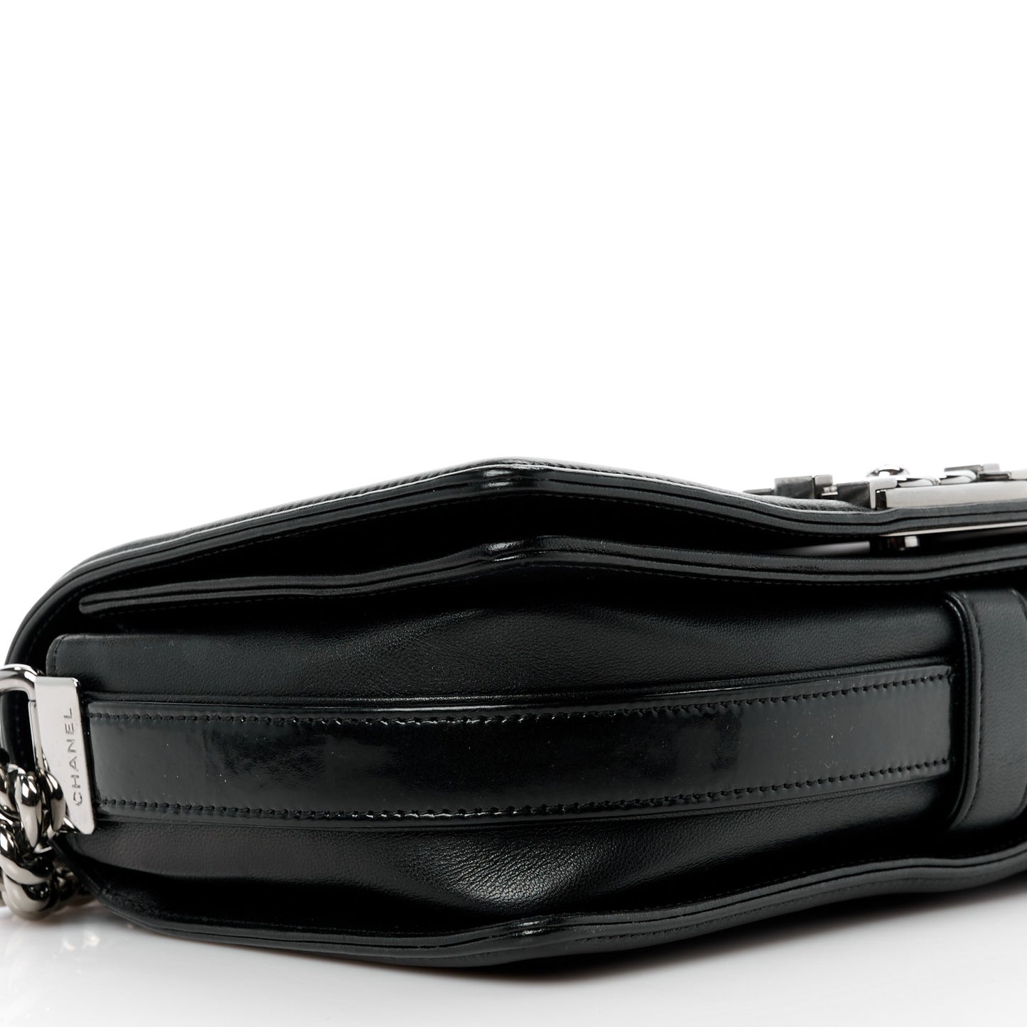 Calfskin Patent Braided Medium Boy Flap Black