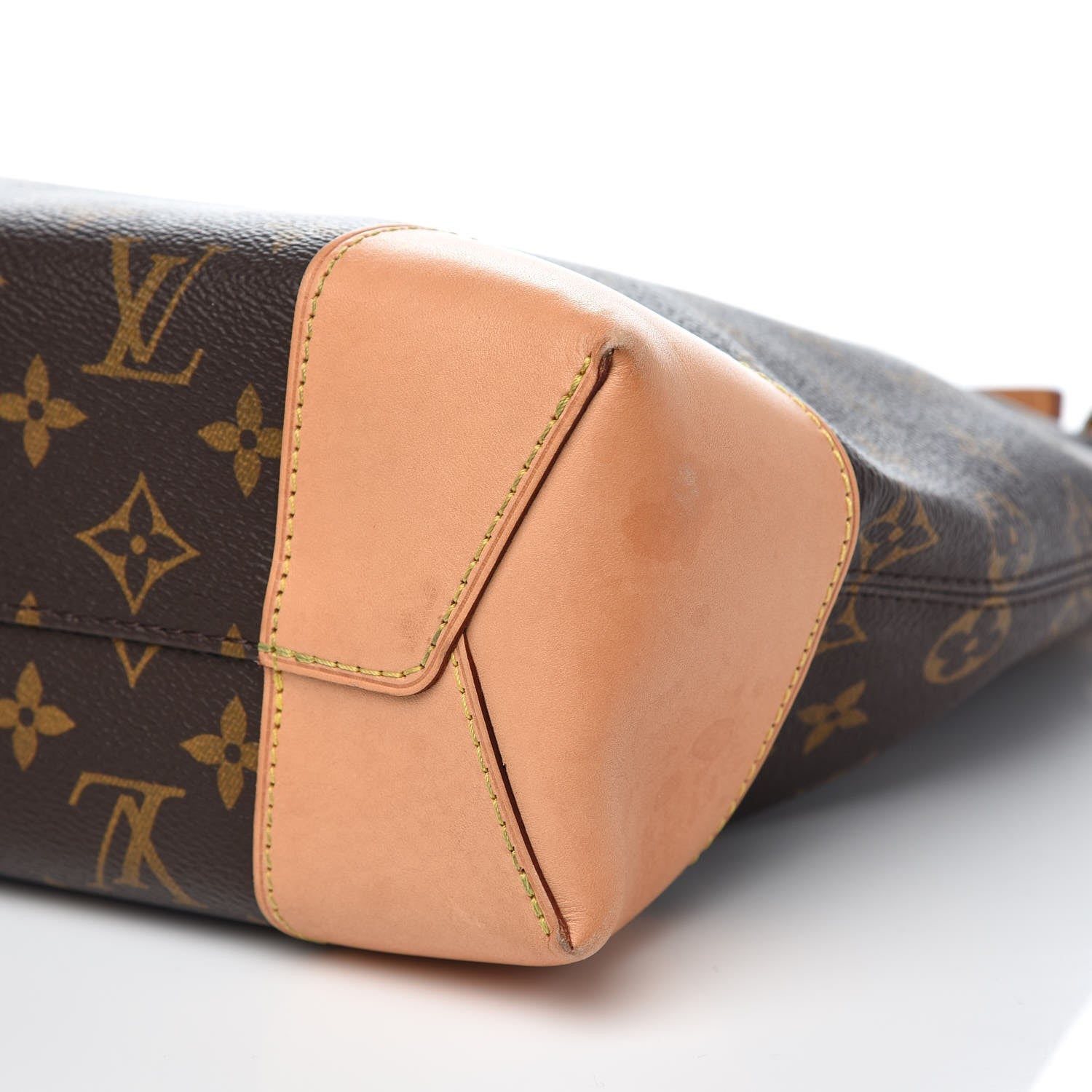 Louis Vuitton Monogram Berri PM 9 of 11