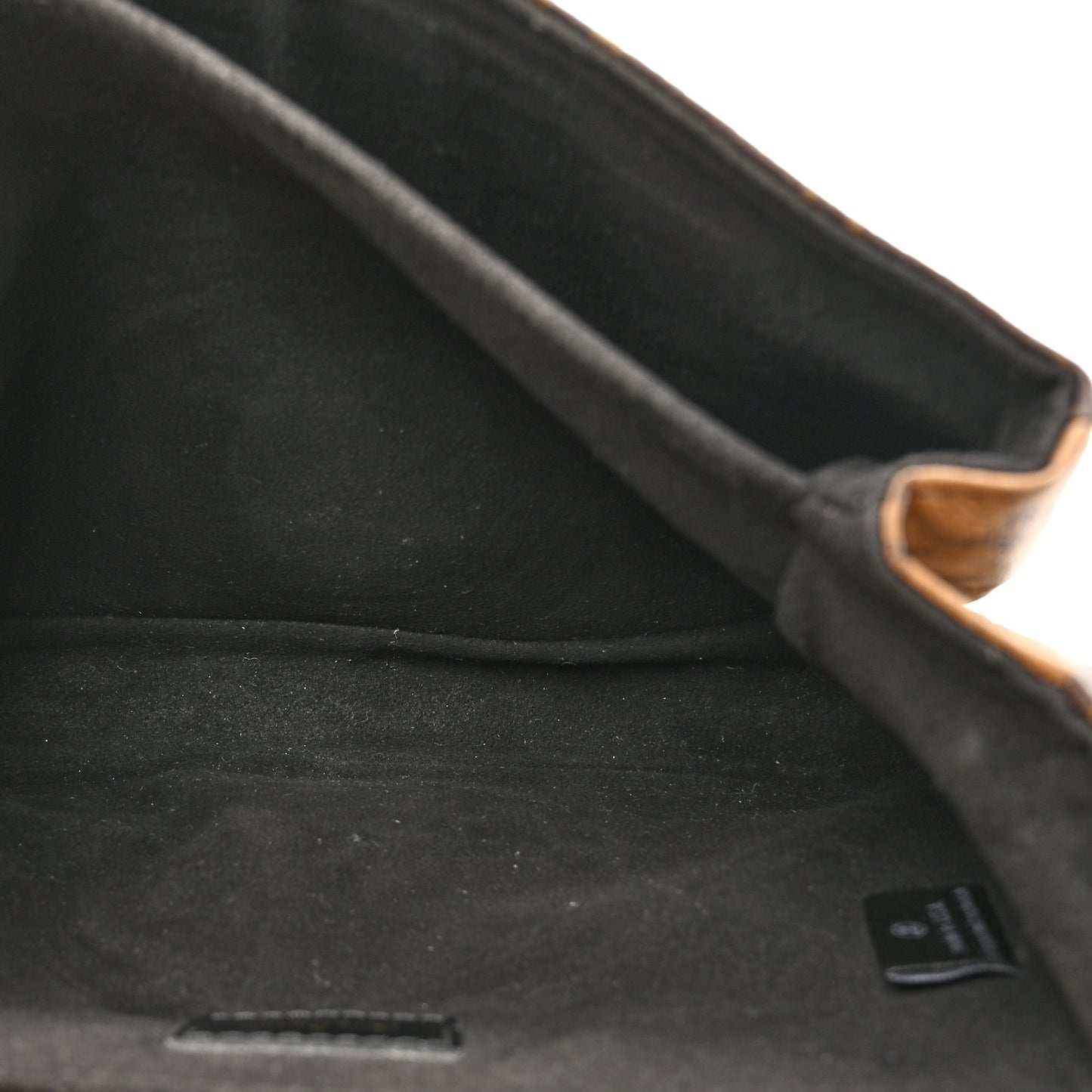 Reverse Monogram Pochette Metis