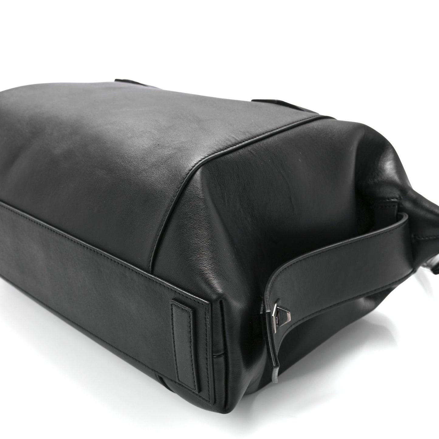 Smooth Calfskin Medium Soft Antigona Black