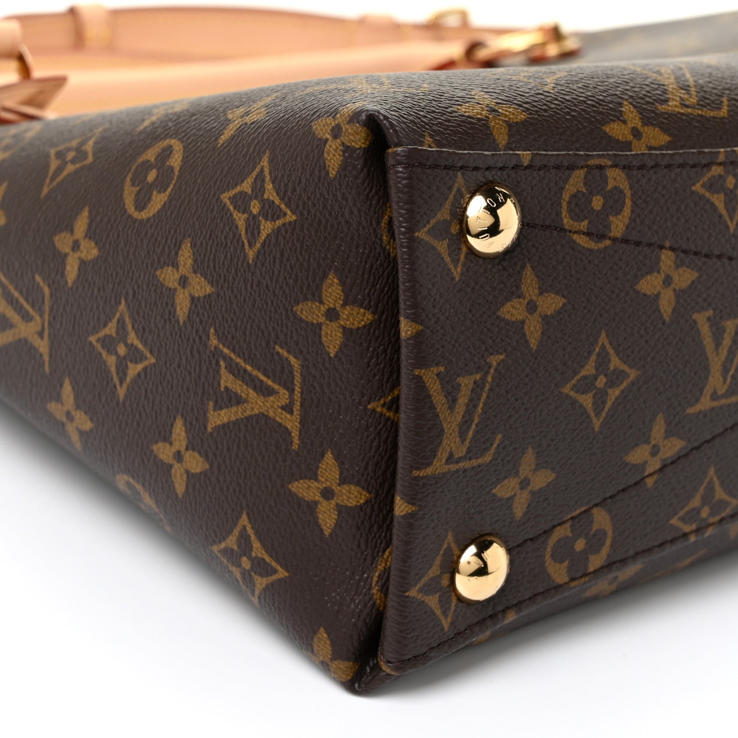 Louis Vuitton Monogram V Tote MM Cherry 8 of 14