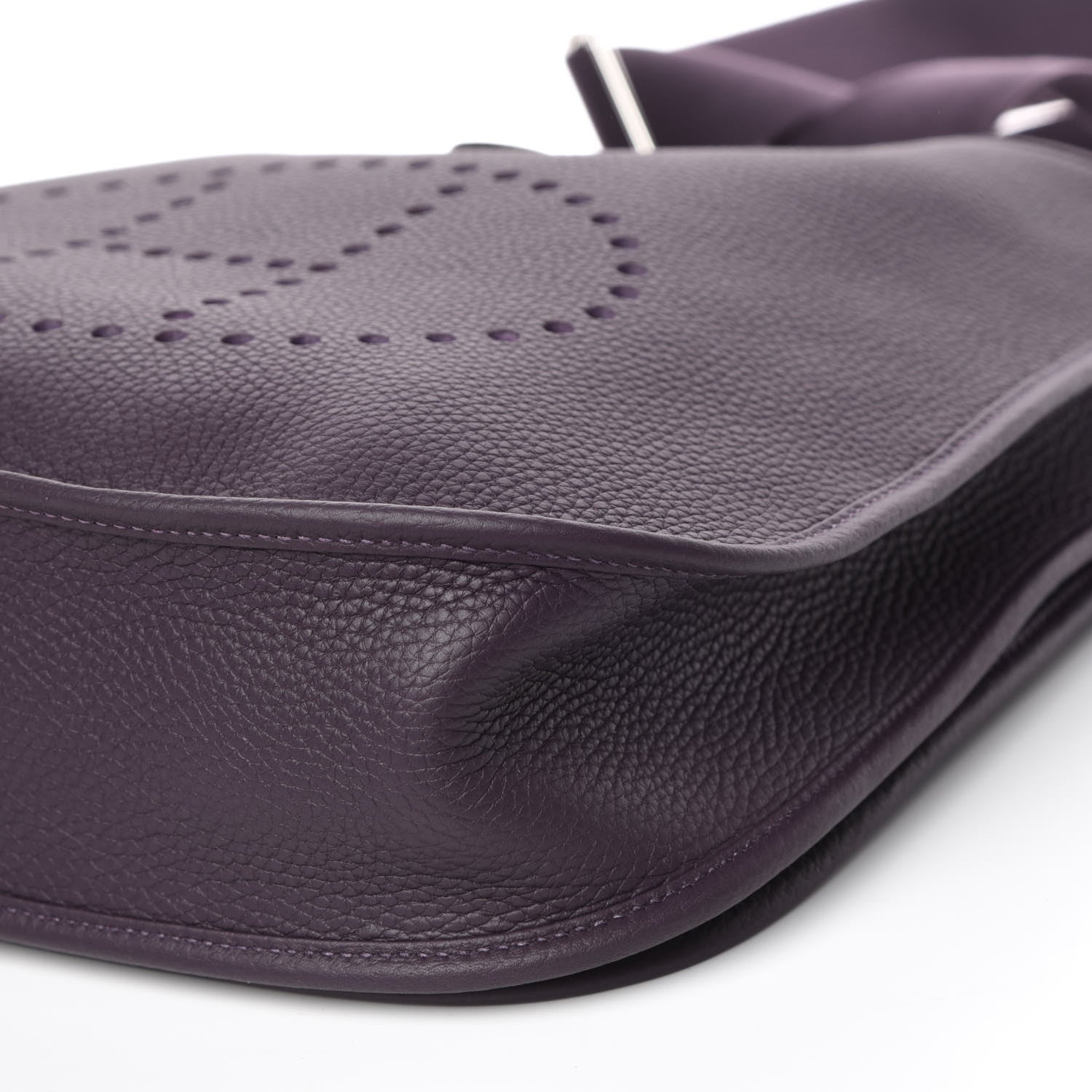 Hermes Taurillon Clemence Evelyne III GM Raisin 9 of 10