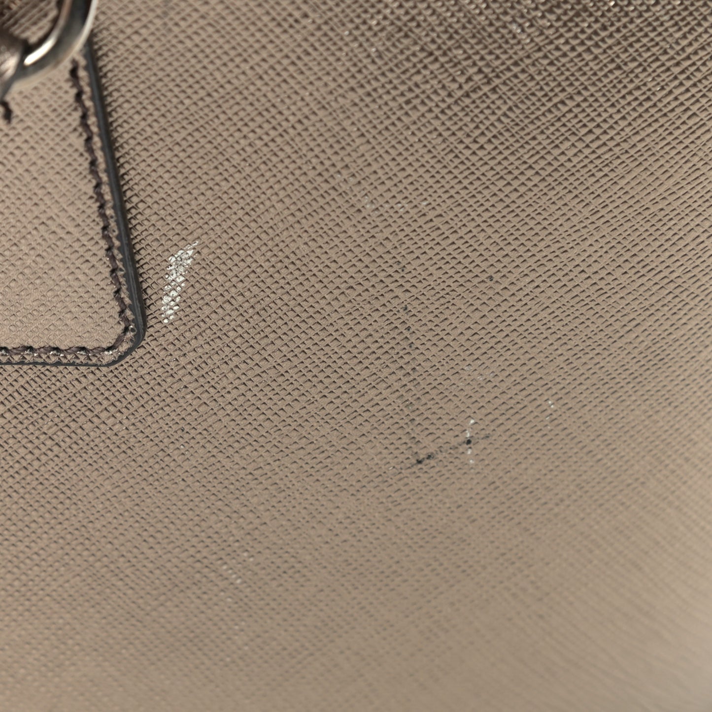 Metallic Saffiano Lux Bowler Pirite