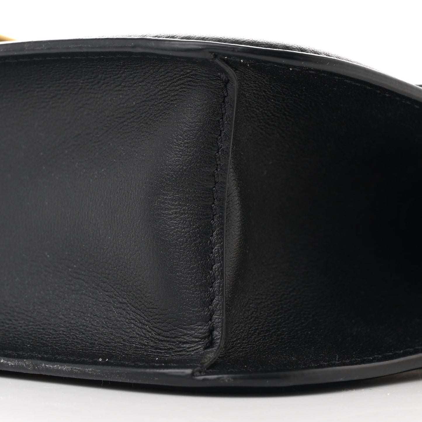 Calfskin Vlogo Loco Shoulder Bag Black