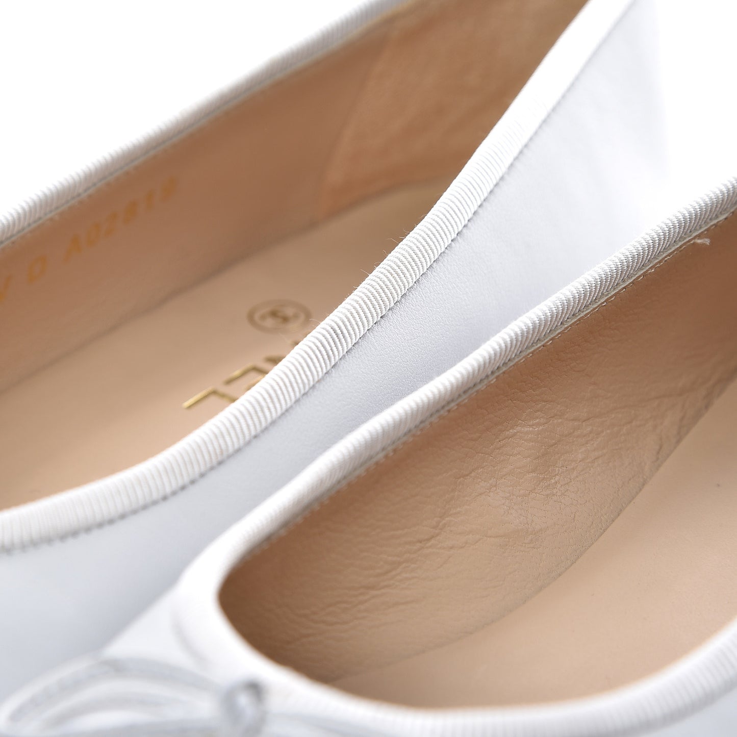 Lambskin Cap Toe Ballerina Flats 38 White Black