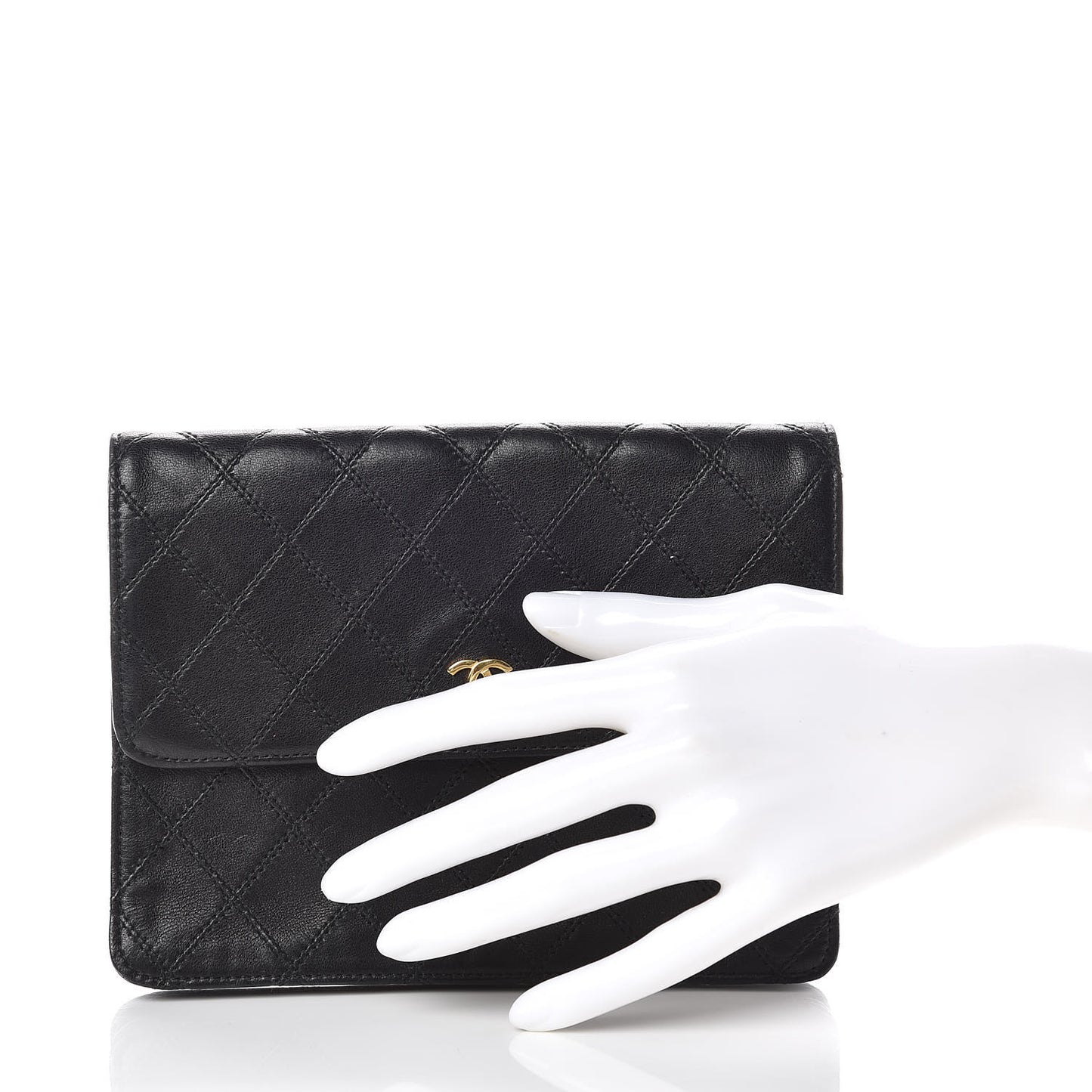 Lambskin Diamond Stitch Compact Pouch Black