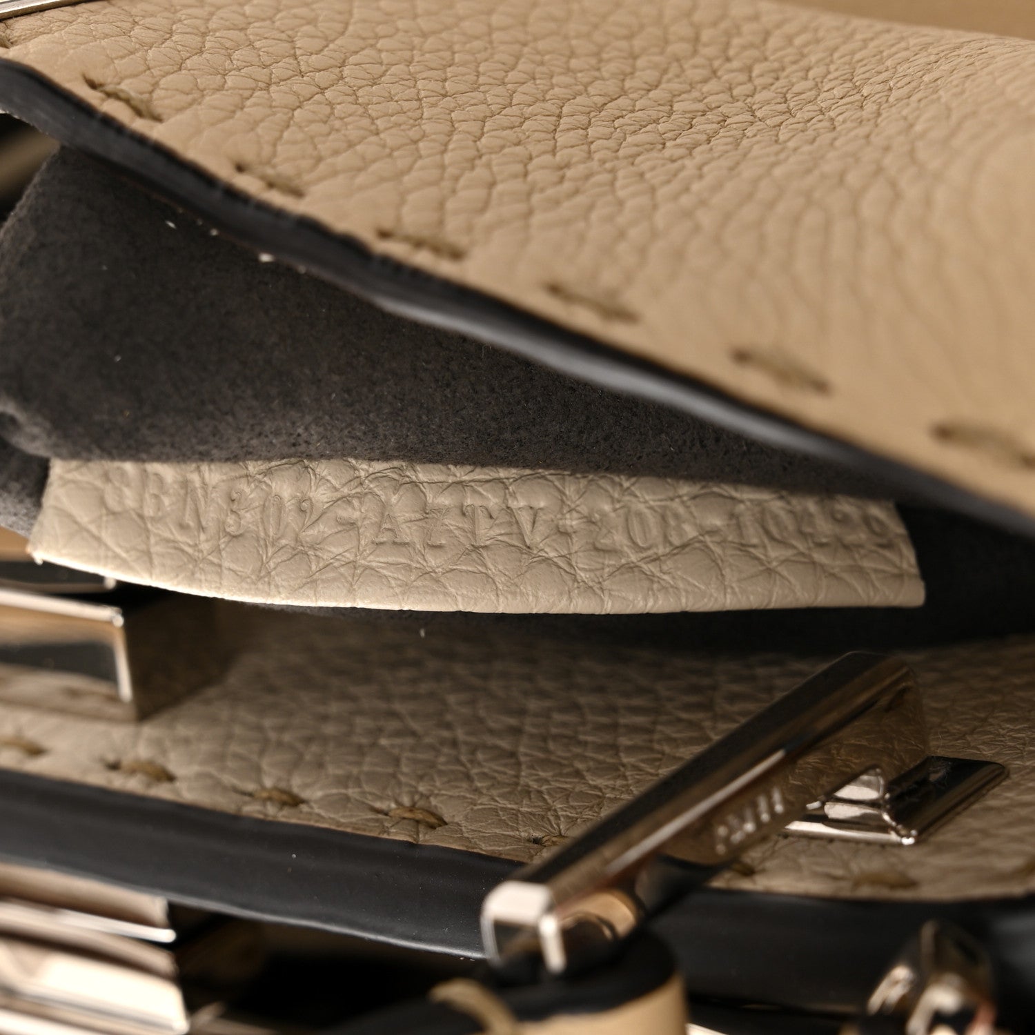 Fendi Cuoio Romano Selleria Medium Peekaboo Iconic Essentially Satchel Paglia Latte Mou 8 of 11