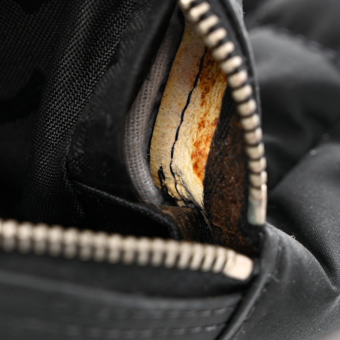 Nylon Square Quilted Flap Black