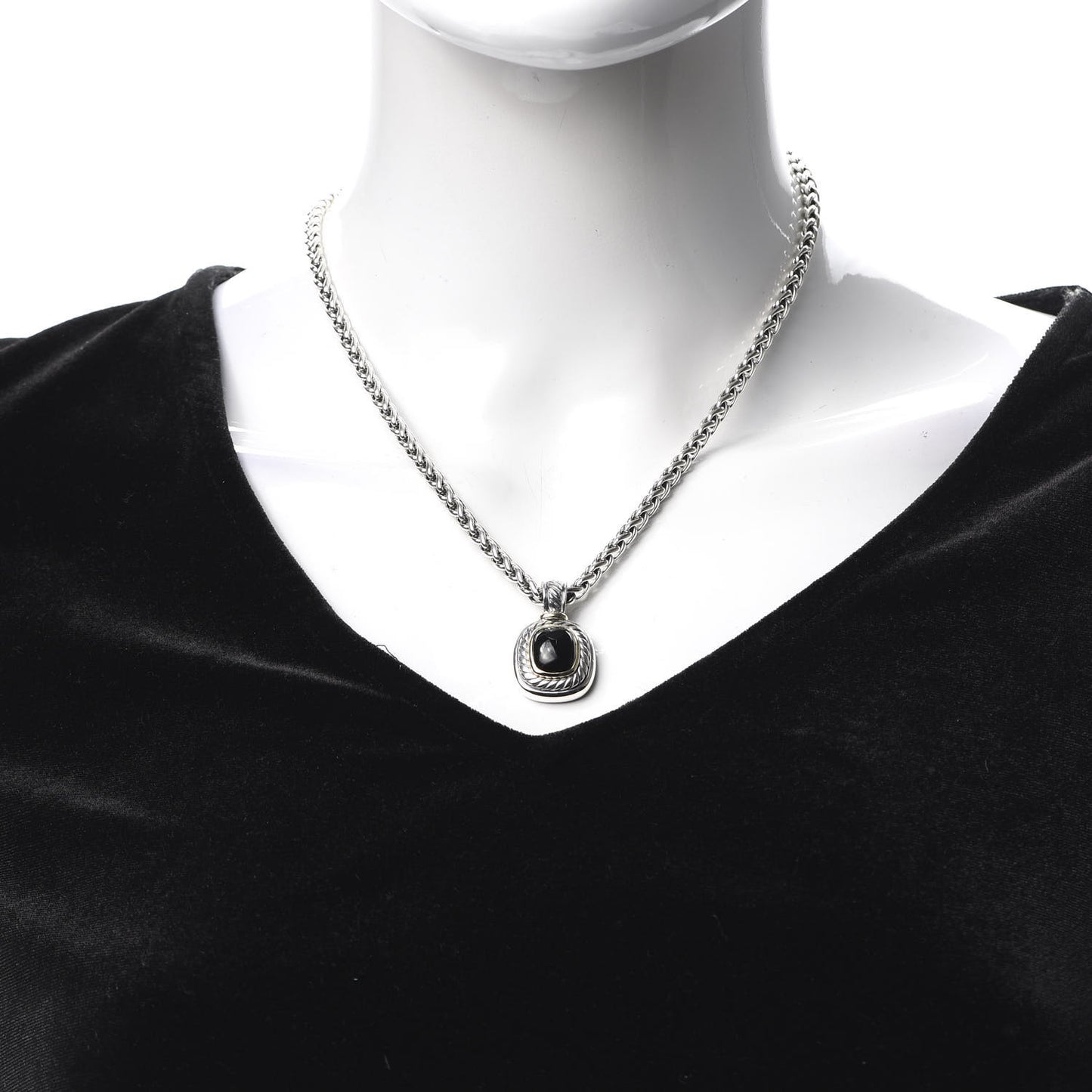 Sterling Silver Black Onyx 9mm Wheat Chain Pendant Necklace