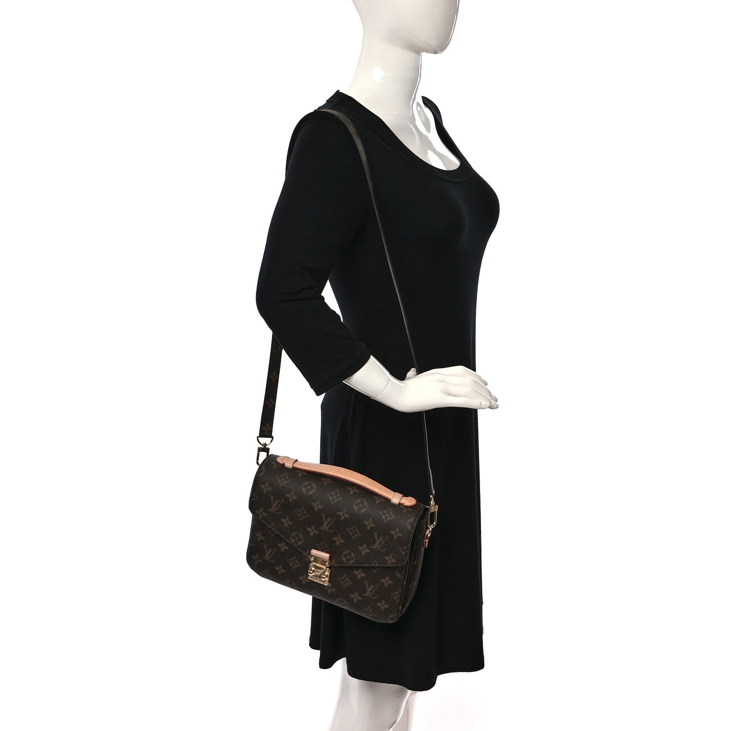 Monogram Pochette Metis