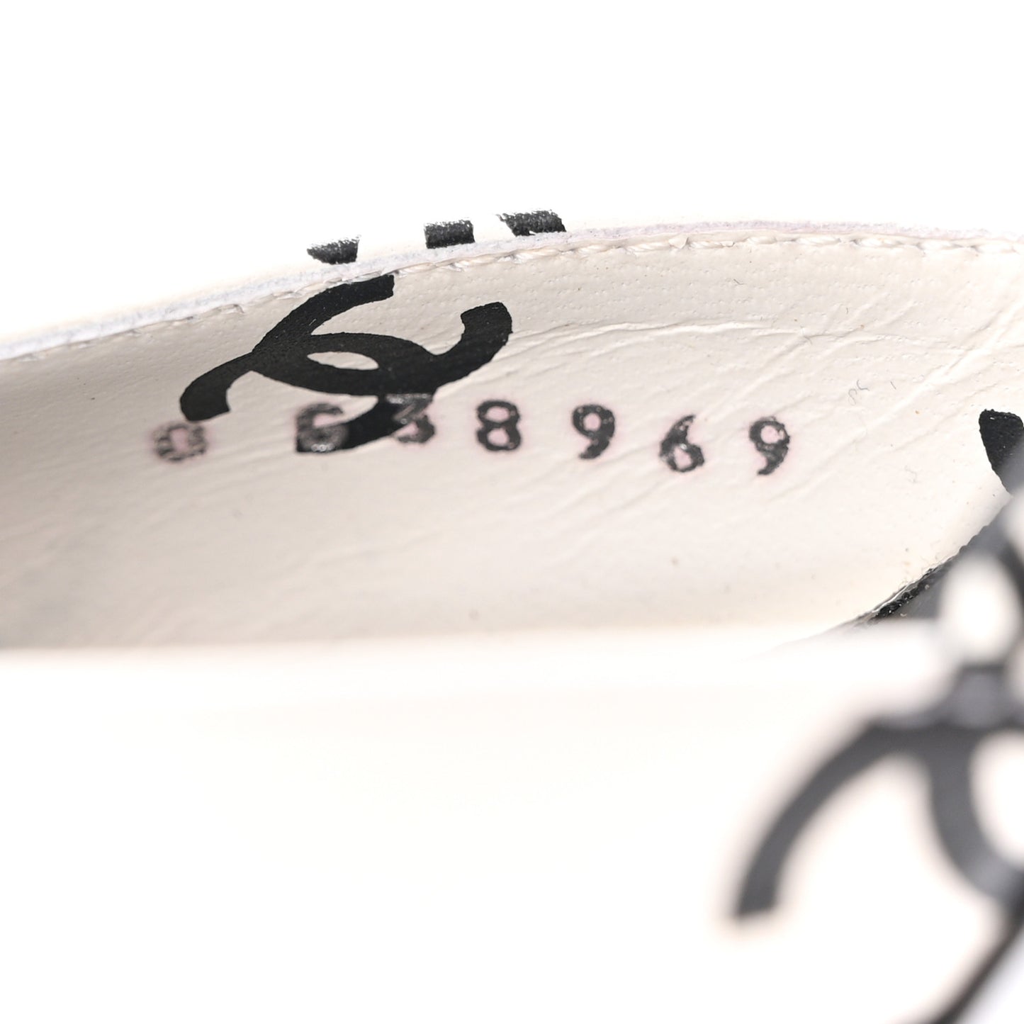 Printed Lambskin CC Sandals 38 White Black