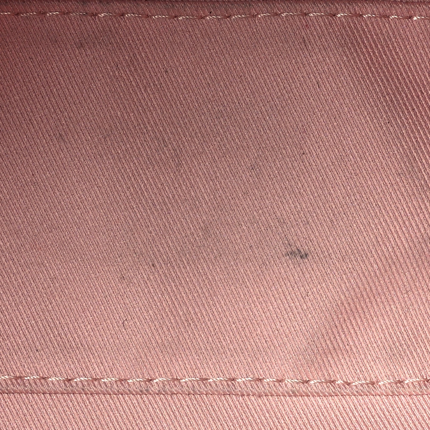 Monogram Saintonge Rose Poudre