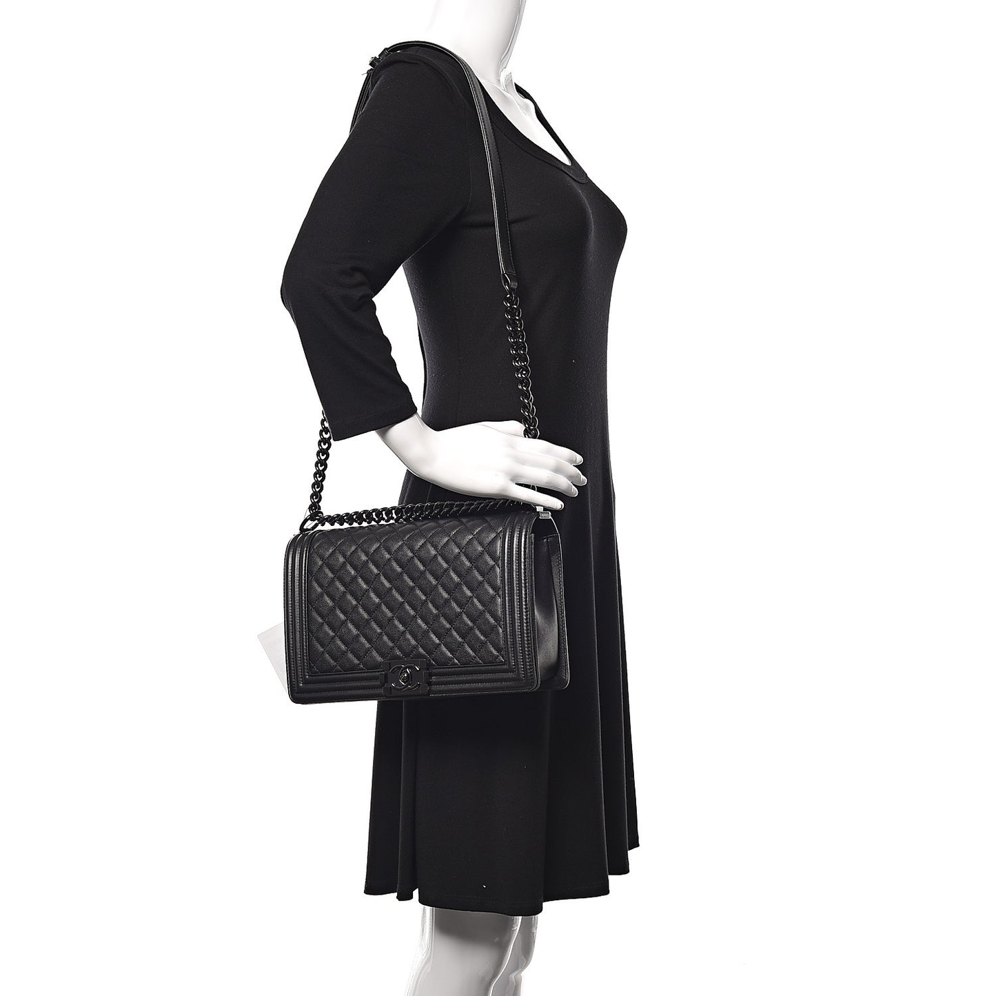 Caviar Quilted New Medium Boy Flap So Black