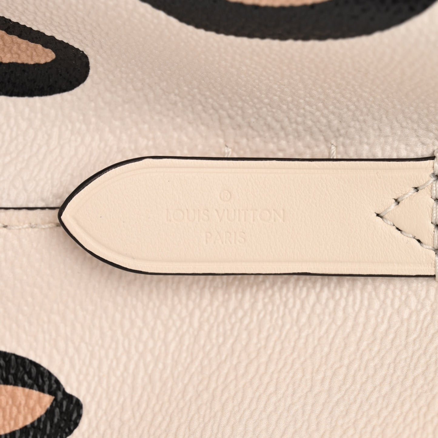 Monogram Giant Wild At Heart Neonoe MM Creme