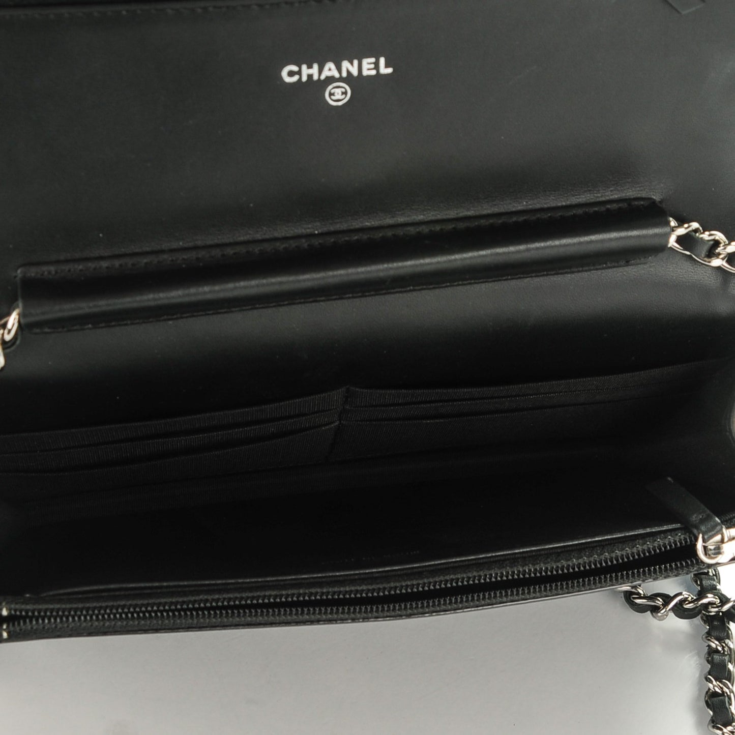 Patent Quilted Brilliant Wallet On Chain WOC Black