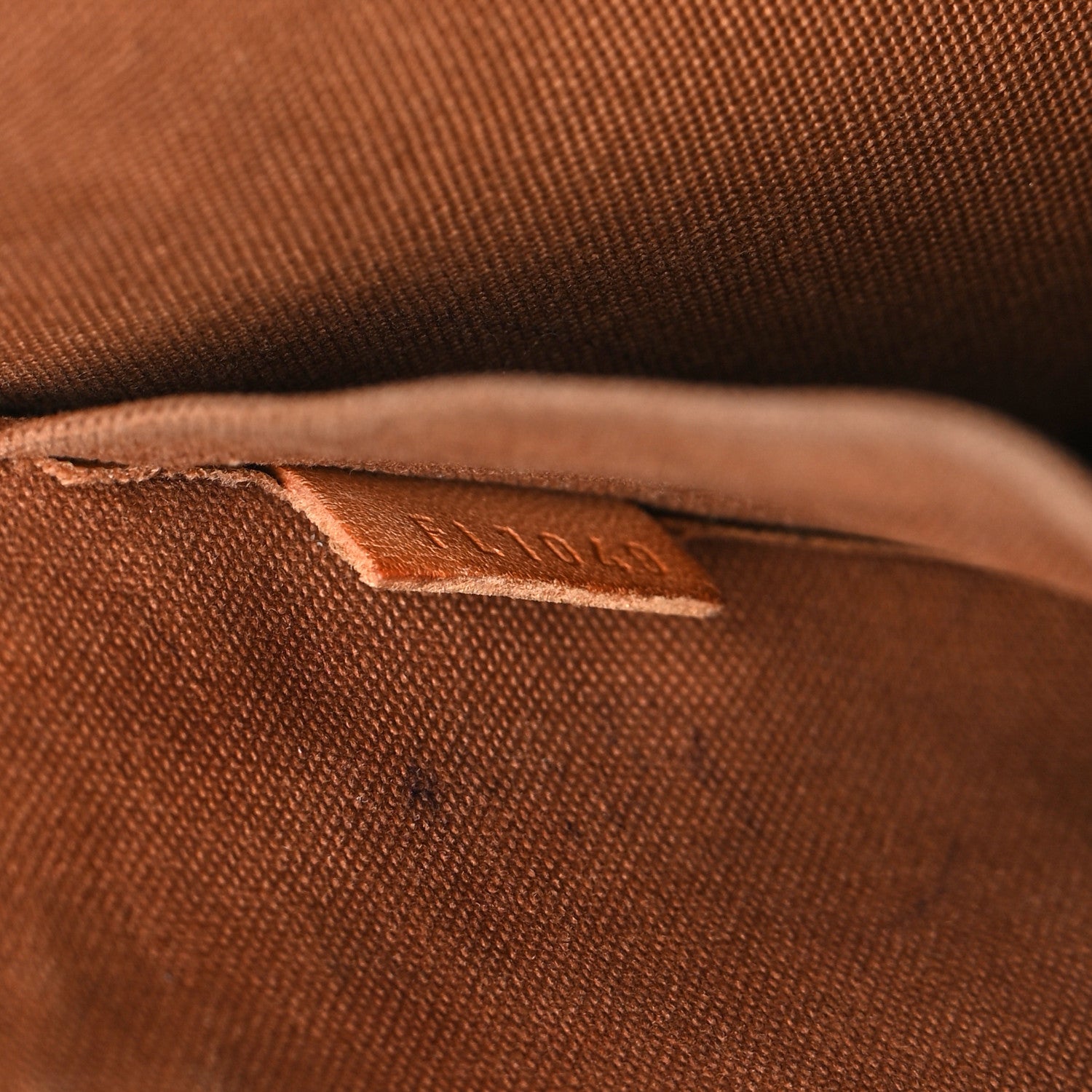 Louis Vuitton Monogram Popincourt Haut 7 of 22