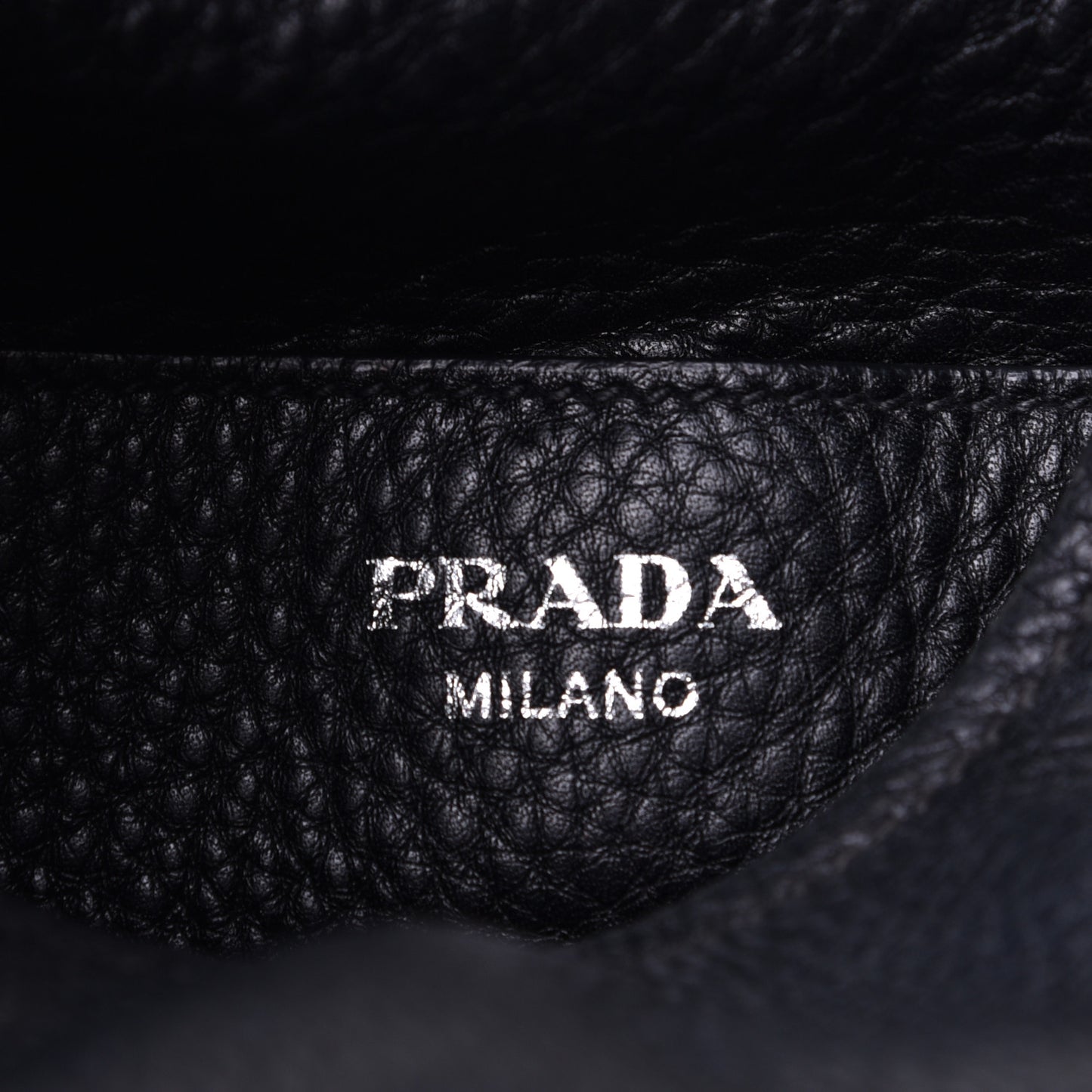 Vitello Daino Medium Pocket Hobo Bag Black