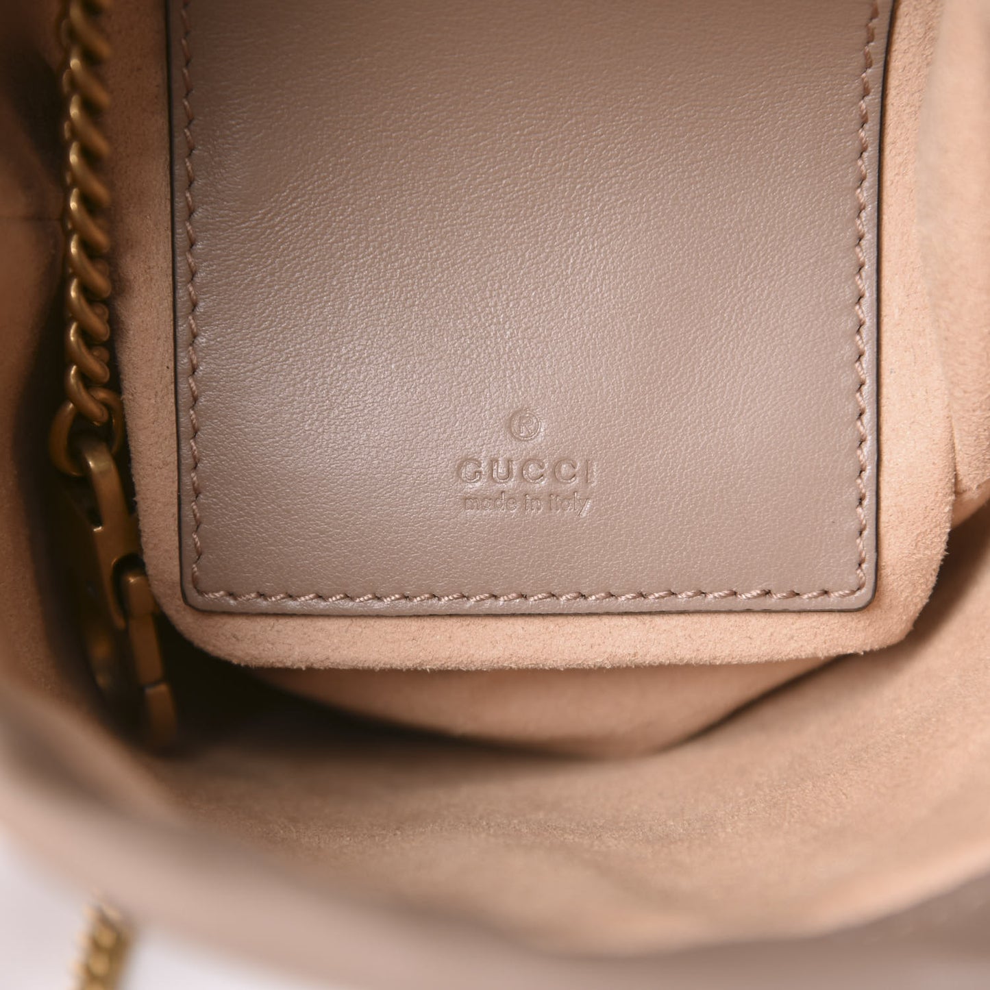 Calfskin Matelasse Mini GG Marmont 2.0 Bucket Bag Porcelain Rose