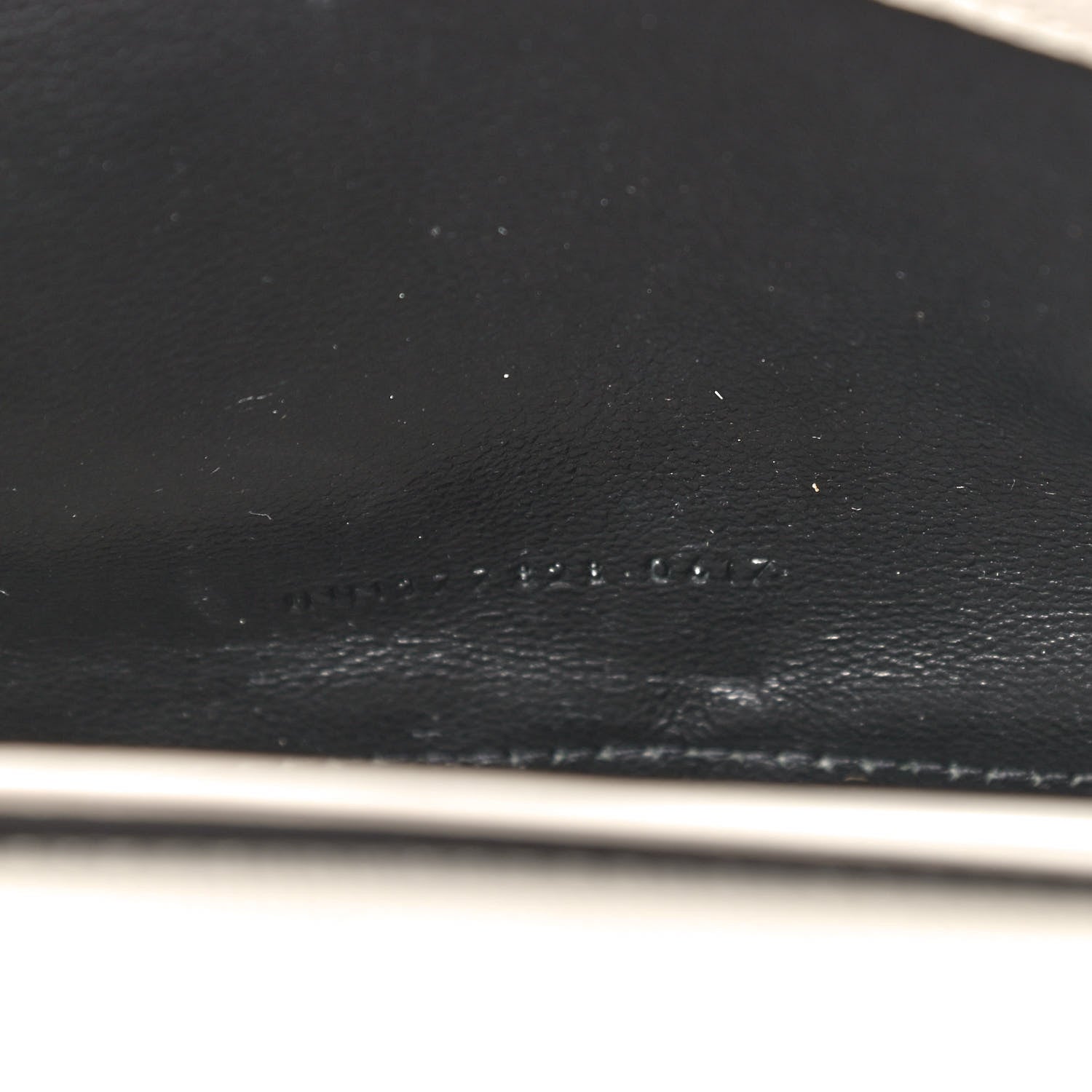 Saint Laurent Grain De Poudre Matelasse Chevron Monogram Chain Wallet White 7 of 10