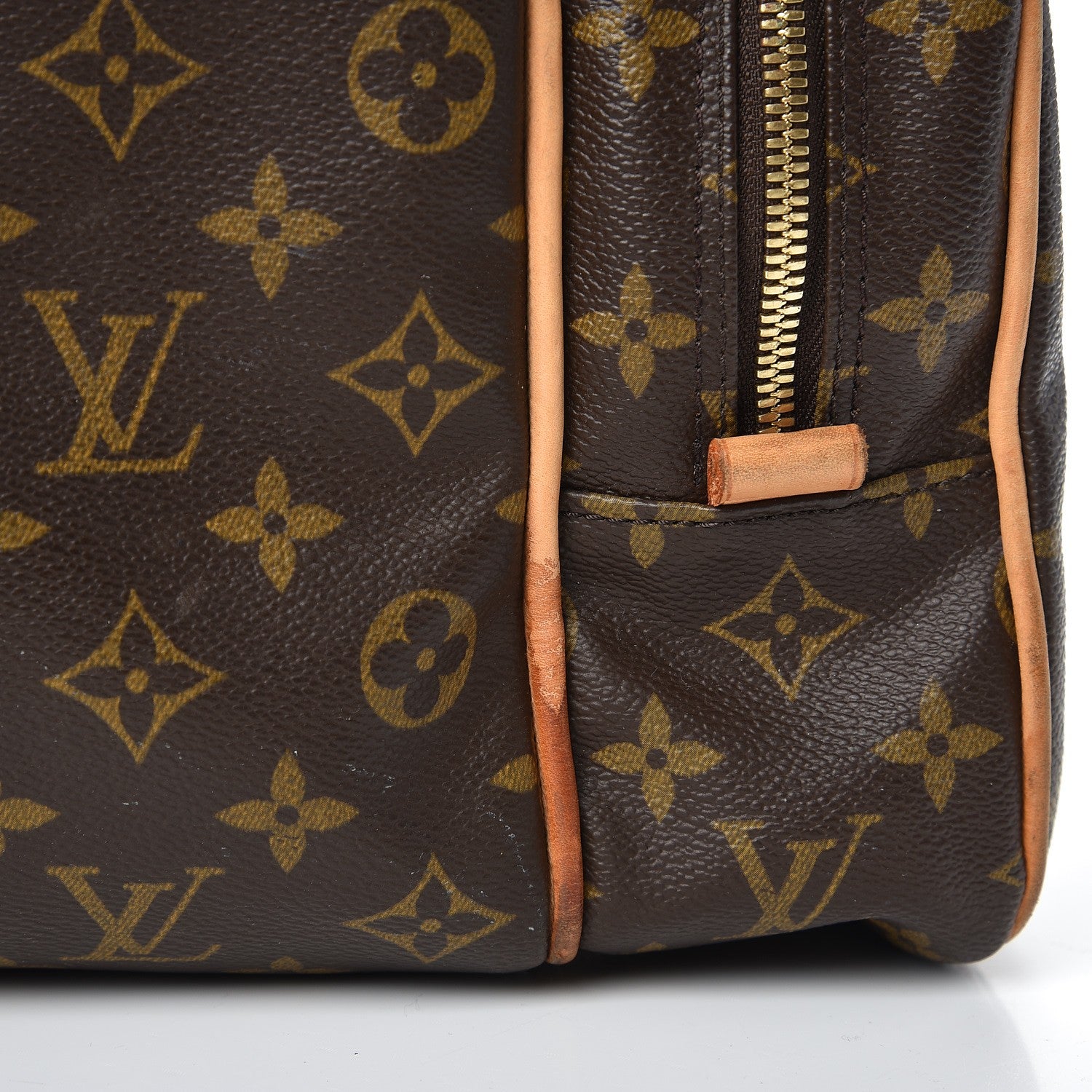 Louis Vuitton Monogram Sac Gymnastique 19 of 20