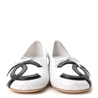 Chanel Lambskin Quilted CC Cambon Ballet Flats 41 White Black 3 of 10