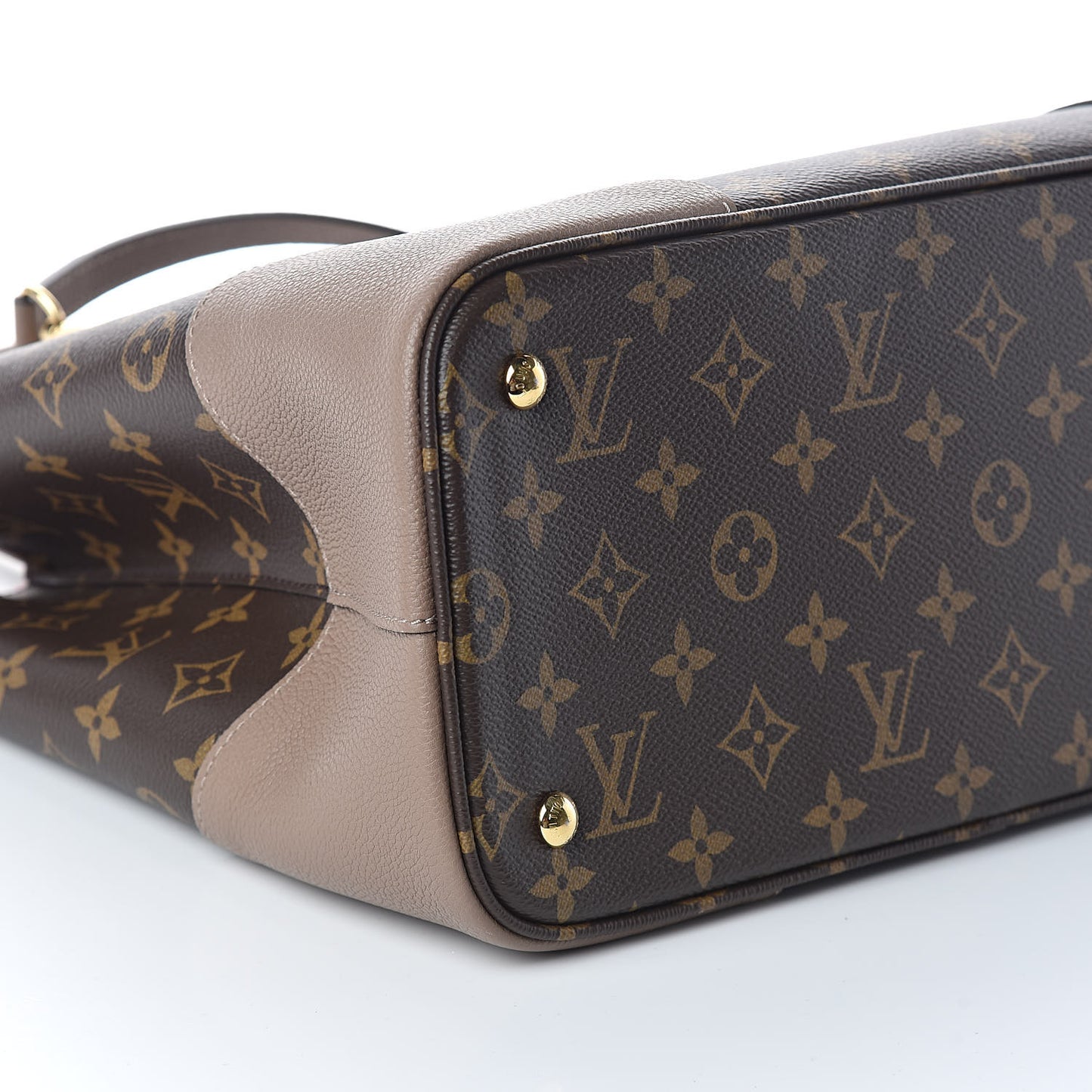 Monogram Flandrin Taupe Glace