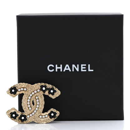 Chanel Pearl Resin Flower CC Brooch Black Gold 5 of 5