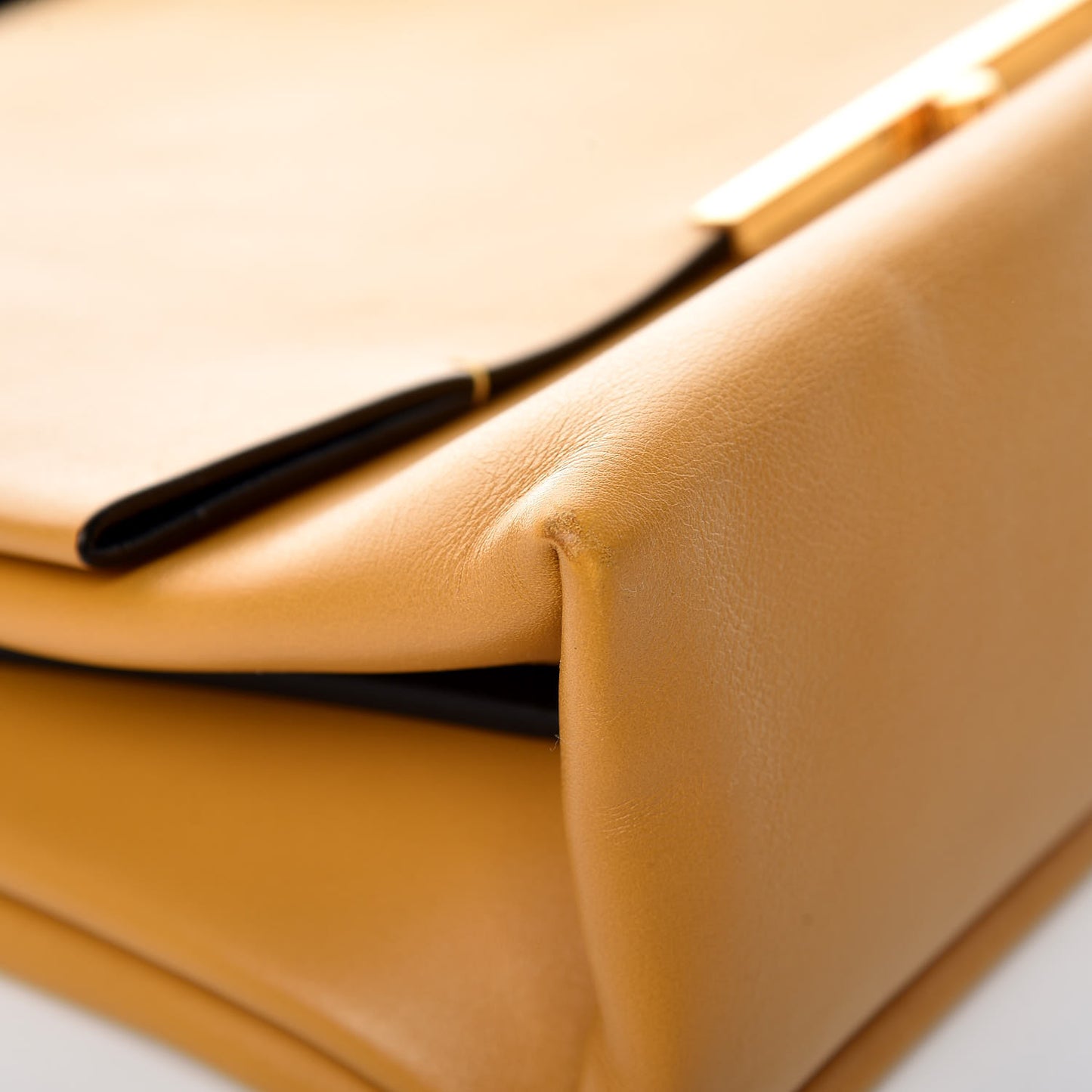 Smooth Calfskin Blade Flap Amber