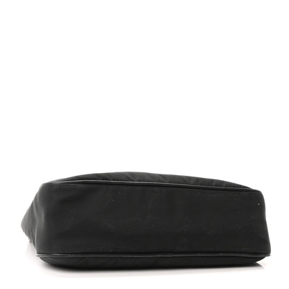 Prada Nylon Re-Edition 2005 Shoulder Bag Black 4 of 10