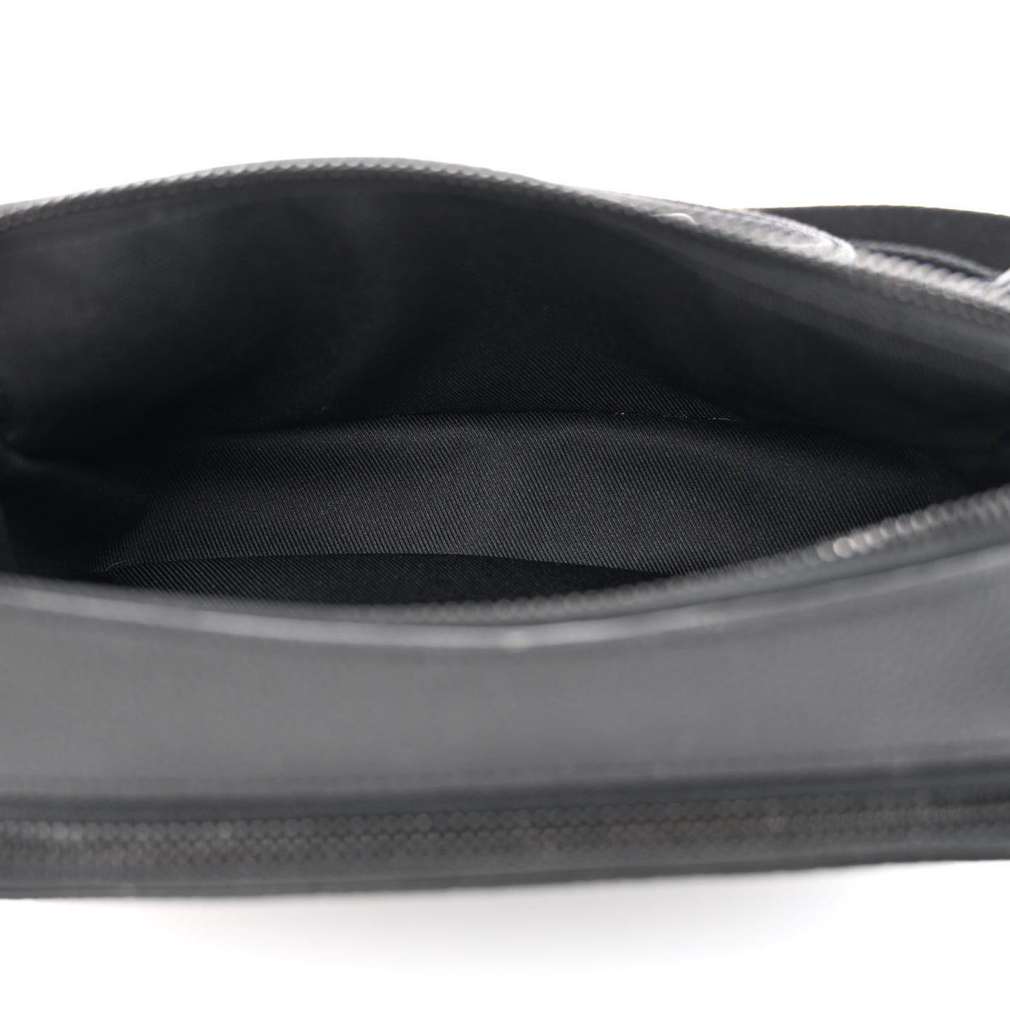Calfskin Aerogram Alpha Wearable Wallet Black