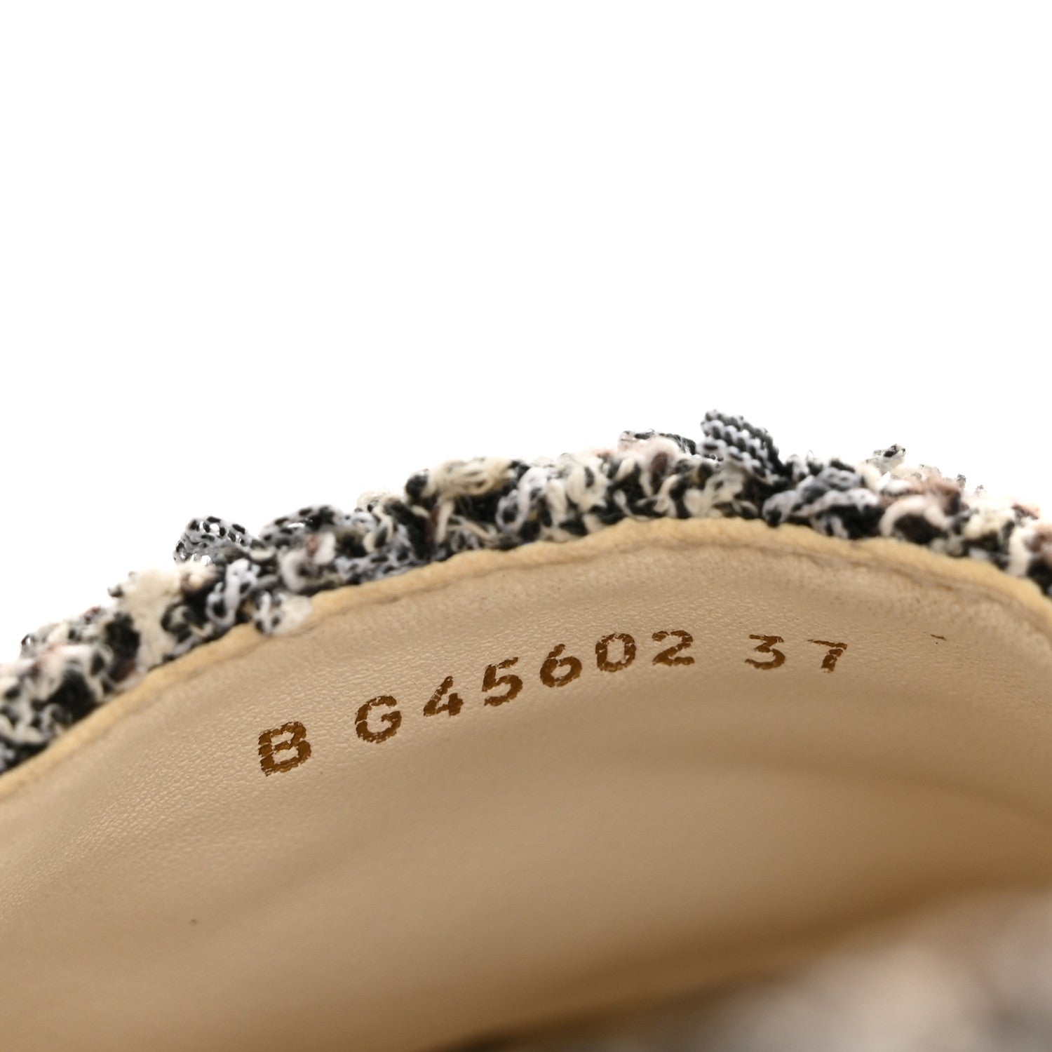 Chanel Tweed Sequin CC Espadrilles 37 Black White 9 of 10