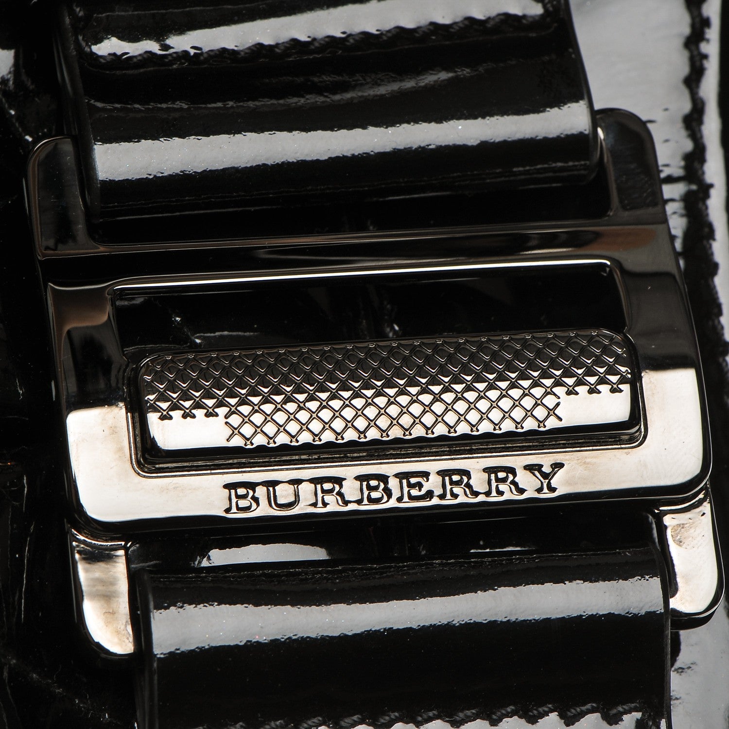 Burberry Patent Quilted Small Eastmore Landscape Tote Black 9 of 15