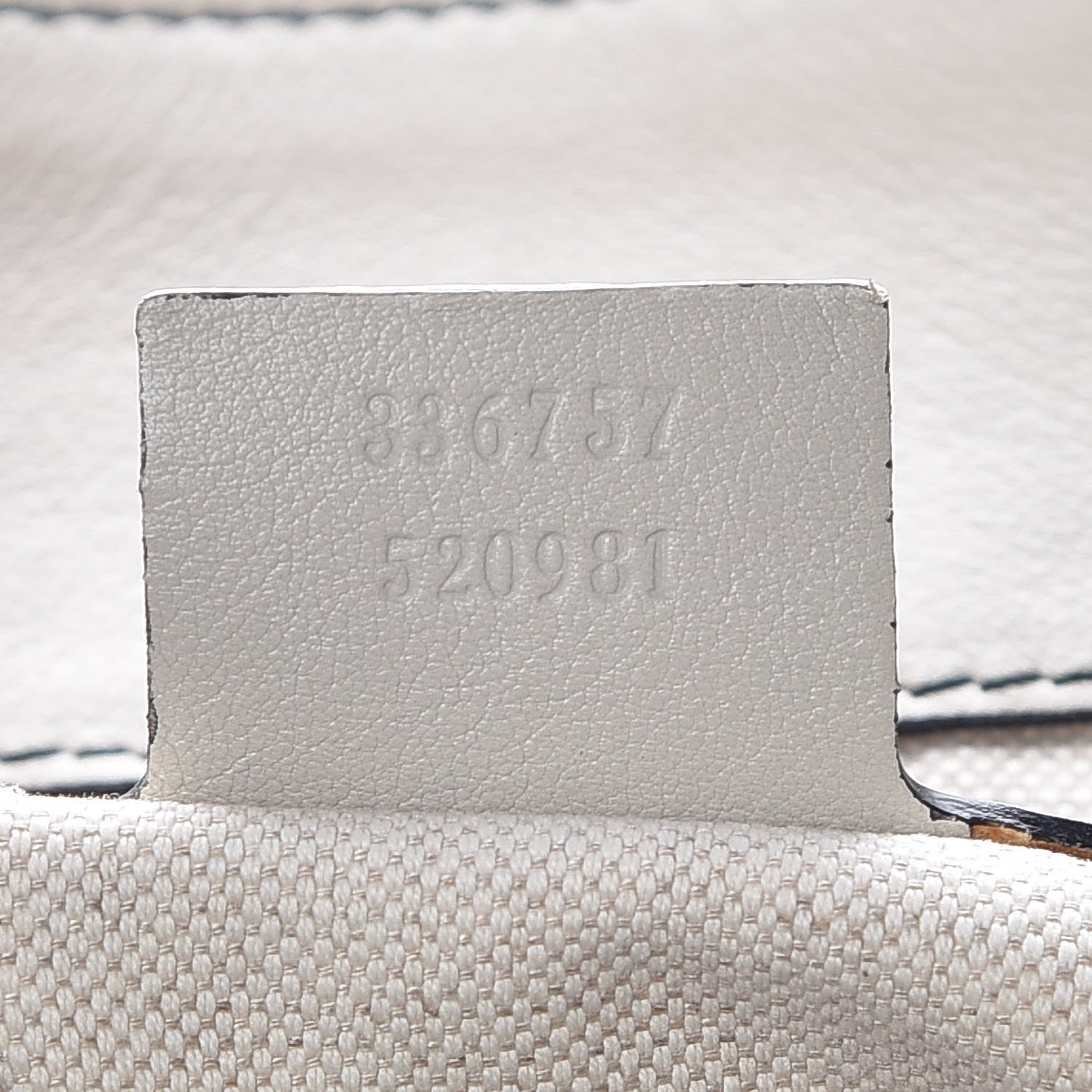 Gucci Guccissima Signature Medium Emily Shoulder Bag Mystic White 7 of 14