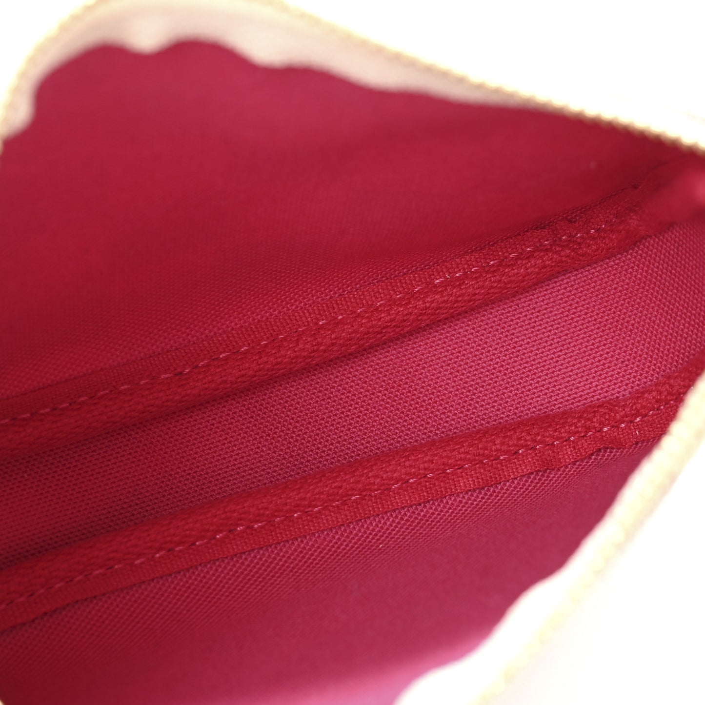 Damier Azur 2021 Christmas Animation Hollywood Mini Pochette Accessories Fuchsia