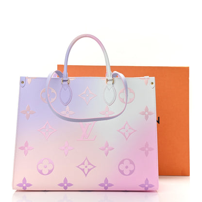 Louis Vuitton Monogram Giant Spring In The City Onthego GM Sunrise Pastel 8 of 8